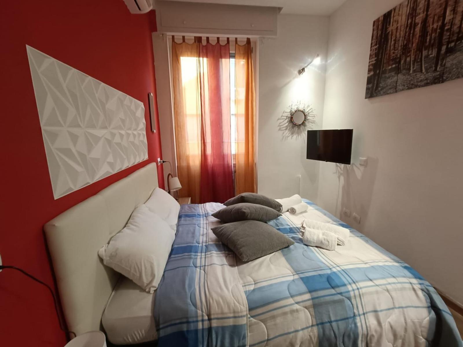 Lovely Apartment Piatti Duomo Милан Экстерьер фото